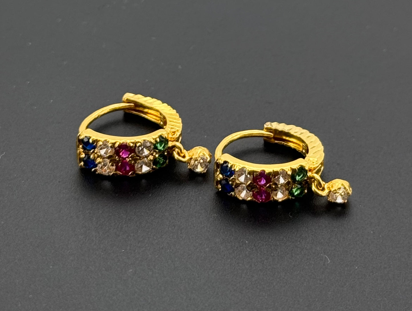 22K Solid Gold Simple Ladies Hoops E935