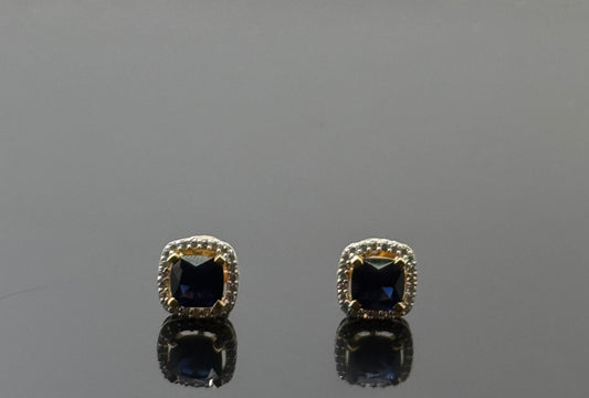 22K Solid Gold Fancy Studs ES124
