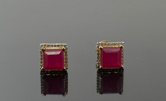 22K Solid Gold Fancy Studs ES125