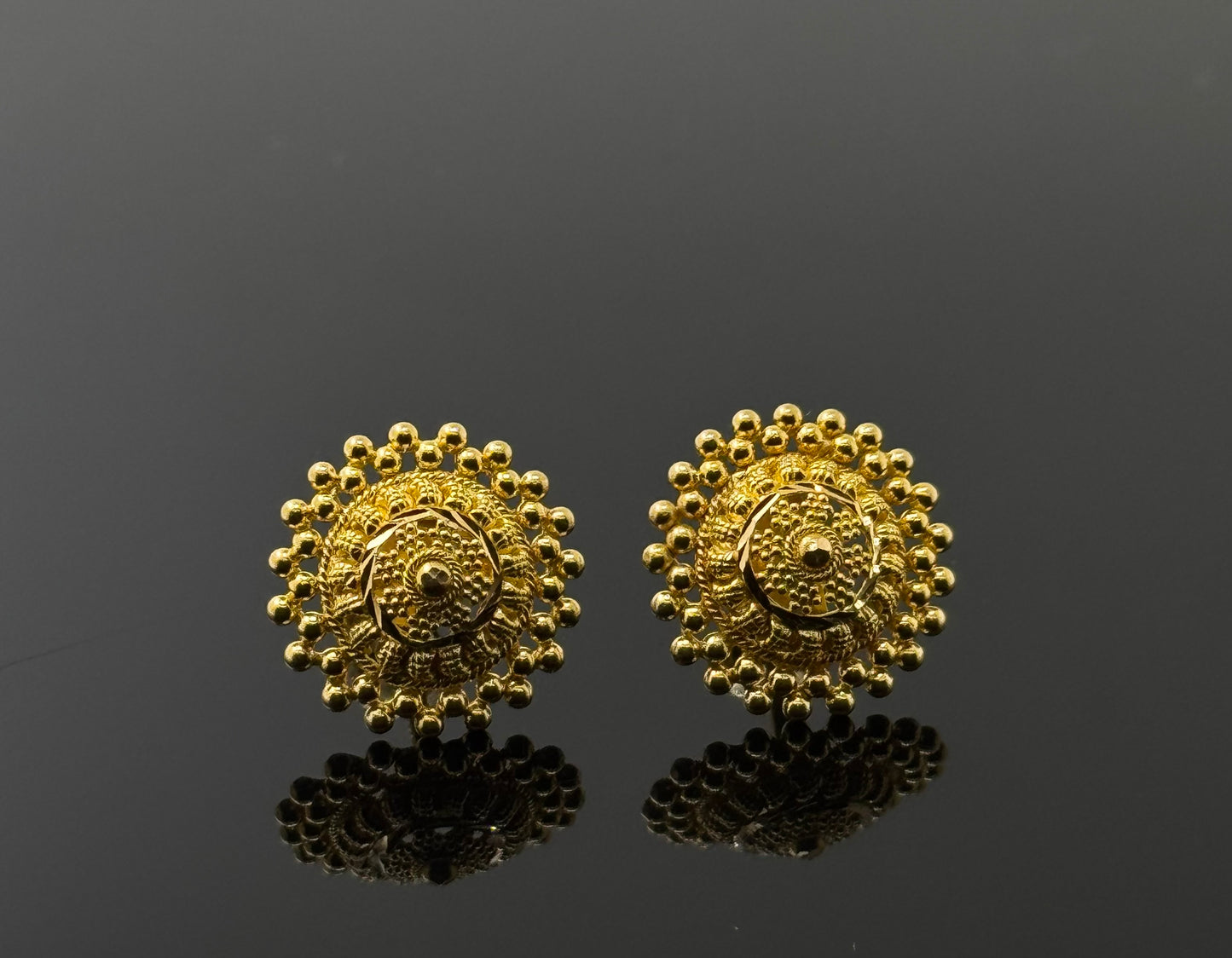 22K Solid Gold Fancy Studs ES146