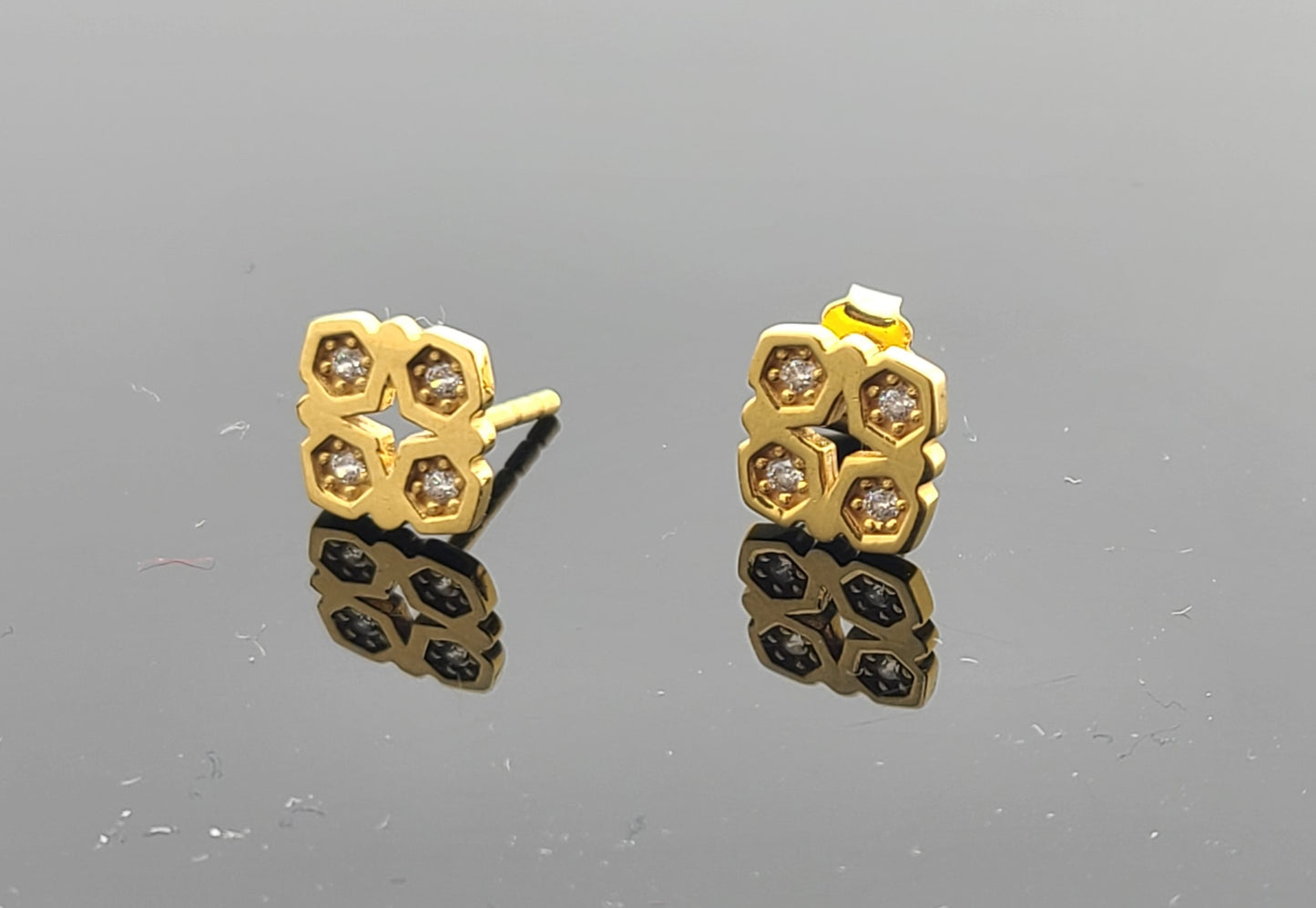 22K Solid Gold Children Studs ES1873