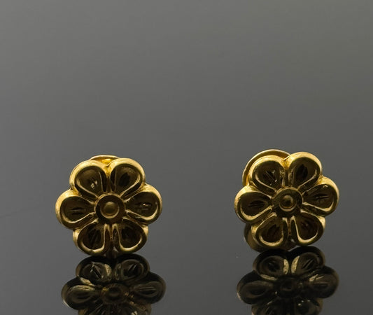 22K Solid Gold Fancy Studs ES198