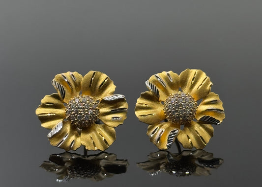 22K Solid Gold Fancy Studs ES211