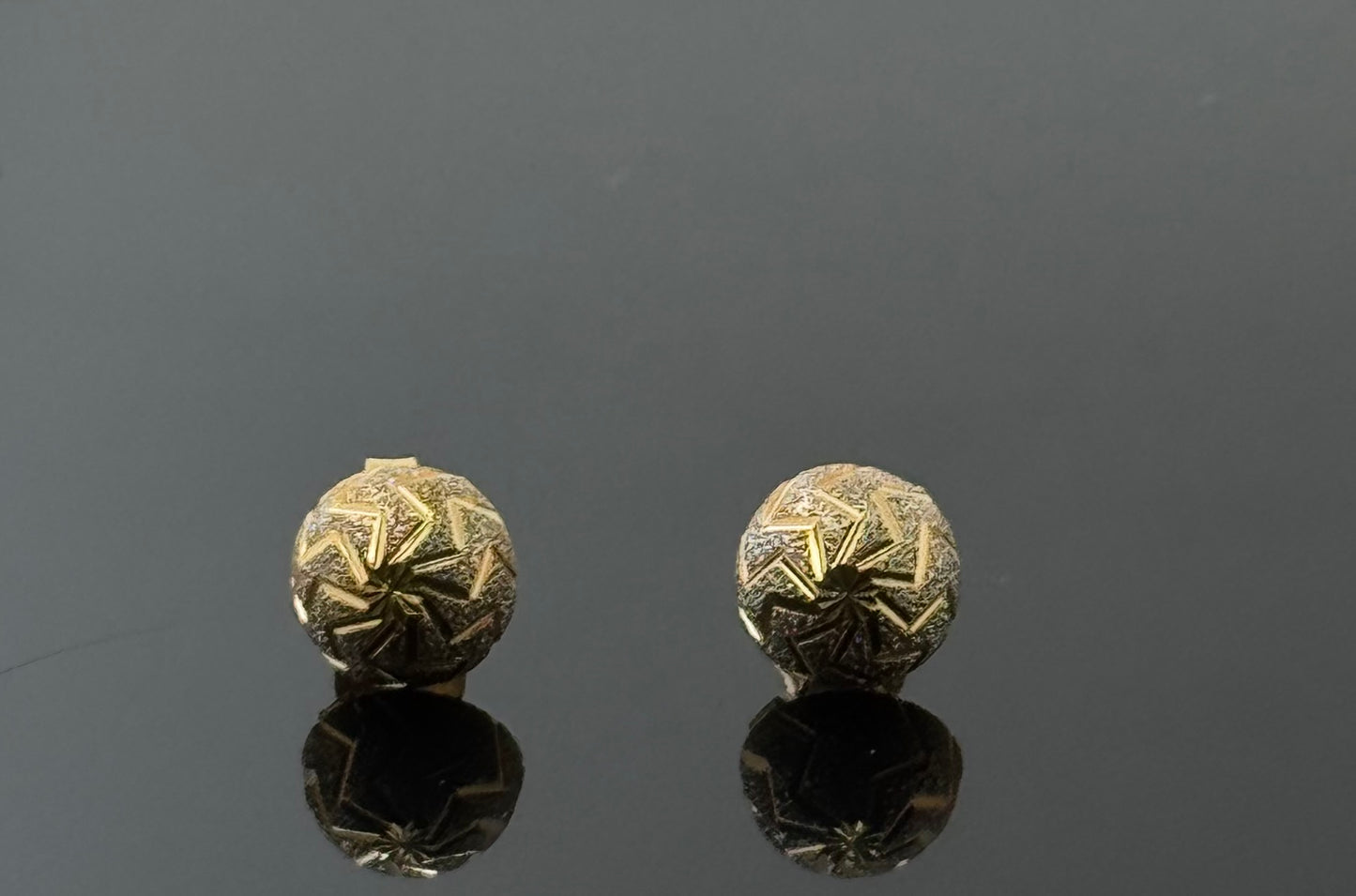 22K Solid Gold Fancy Studs ES243