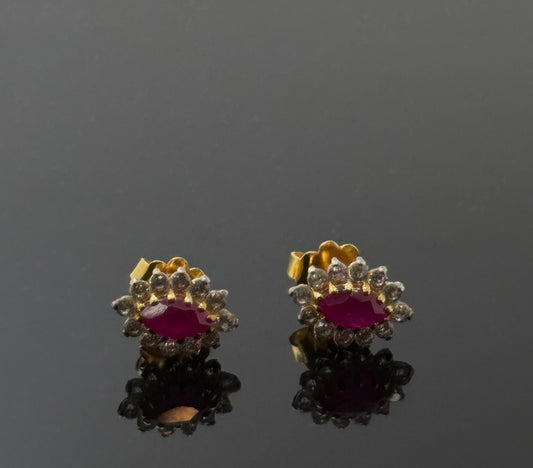 22K Solid Gold Fancy Studs ES249