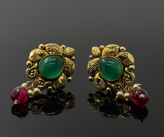 22K Solid Gold Fancy Studs ES276