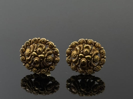 22K Solid Gold Fancy Studs ES289