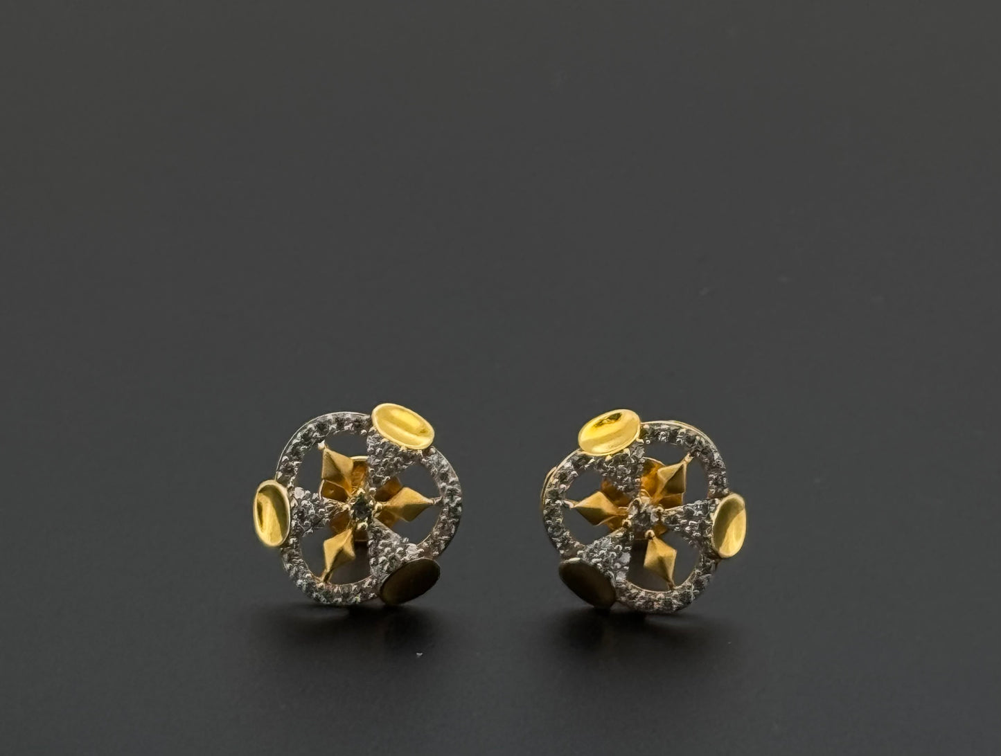 22K Solid Gold Fancy Studs ES372