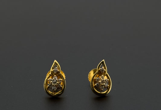 22K Solid Gold Fancy Studs ES391