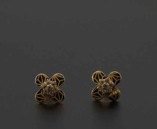 18K Solid Gold Fancy Studs ES485