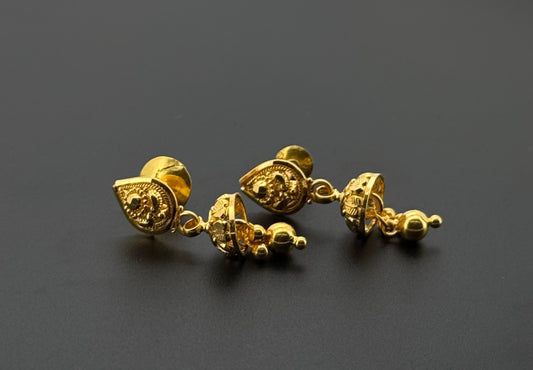 22K Solid Gold Fancy Studs ES487
