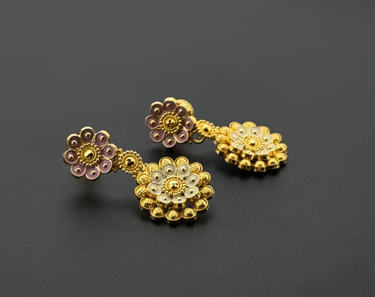 22K Solid Gold Fancy Studs ES490