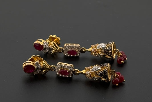 22K Solid Gold Fancy Studs ES513