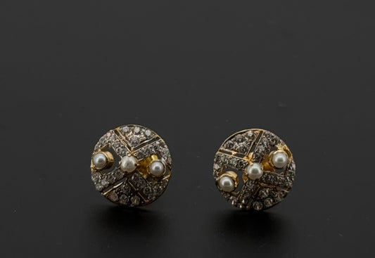 22K Solid Gold Fancy Studs ES519