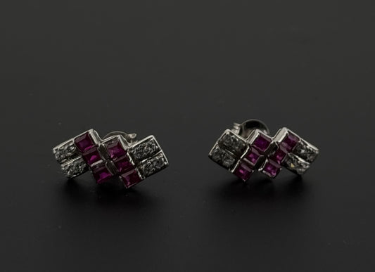 18K Solid Gold Fancy Studs ES526