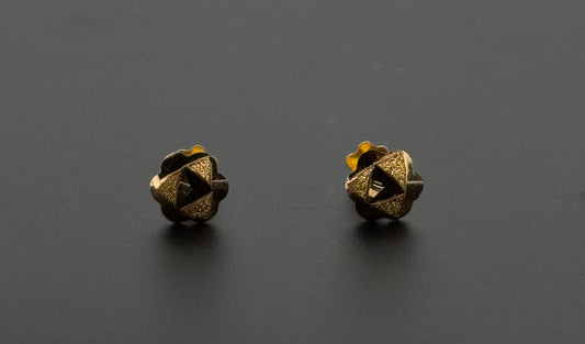 18K Solid Gold Fancy Studs ES571