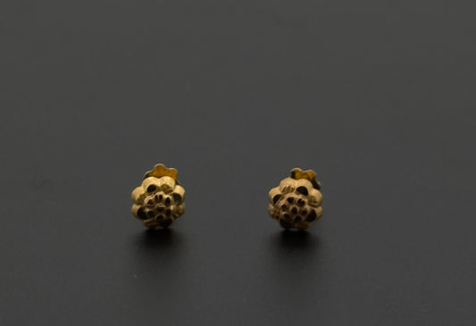 18K Solid Gold Fancy Studs ES609