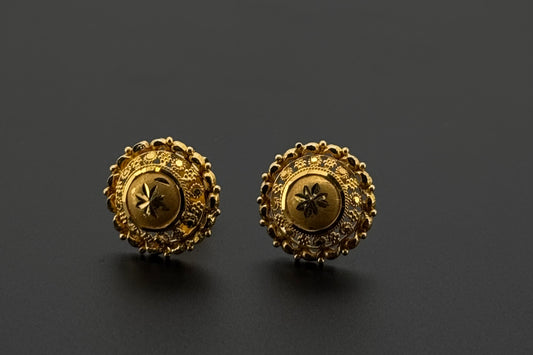22K Solid Gold Fancy Studs ES637
