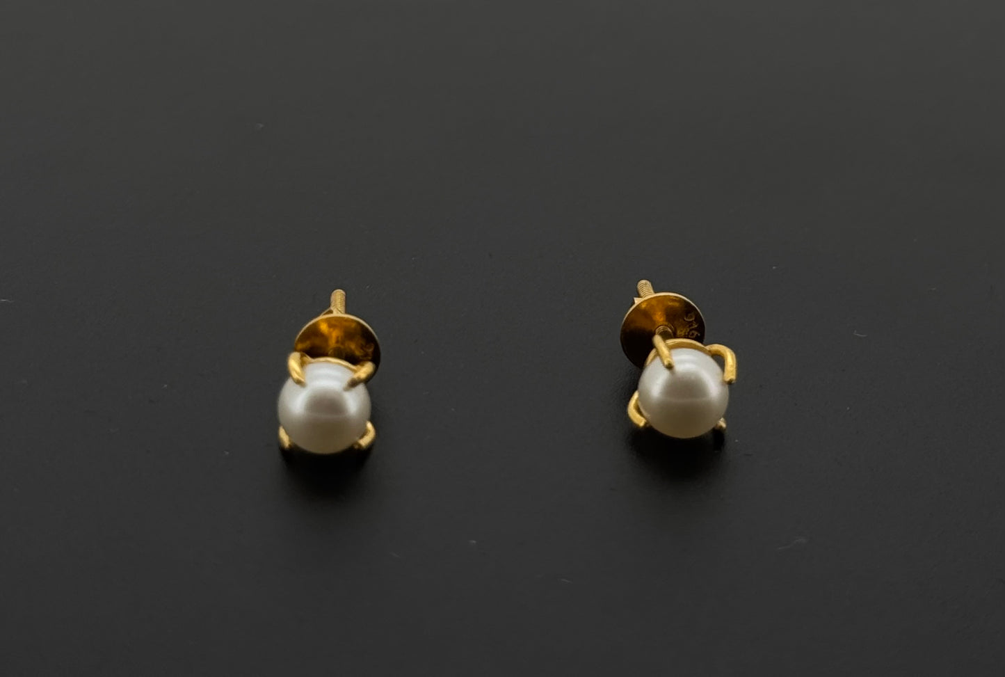22K Solid Gold Fancy Studs ES718