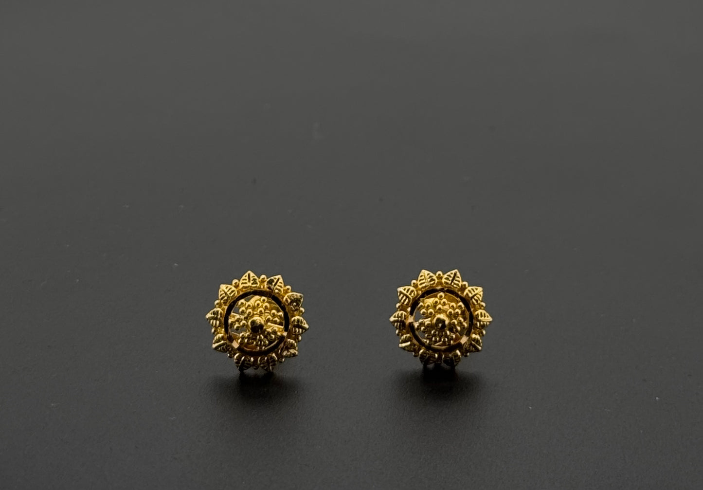 22K Solid Gold Fancy Studs ES742