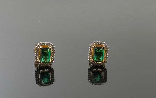 22K Solid Gold Fancy Studs ES86