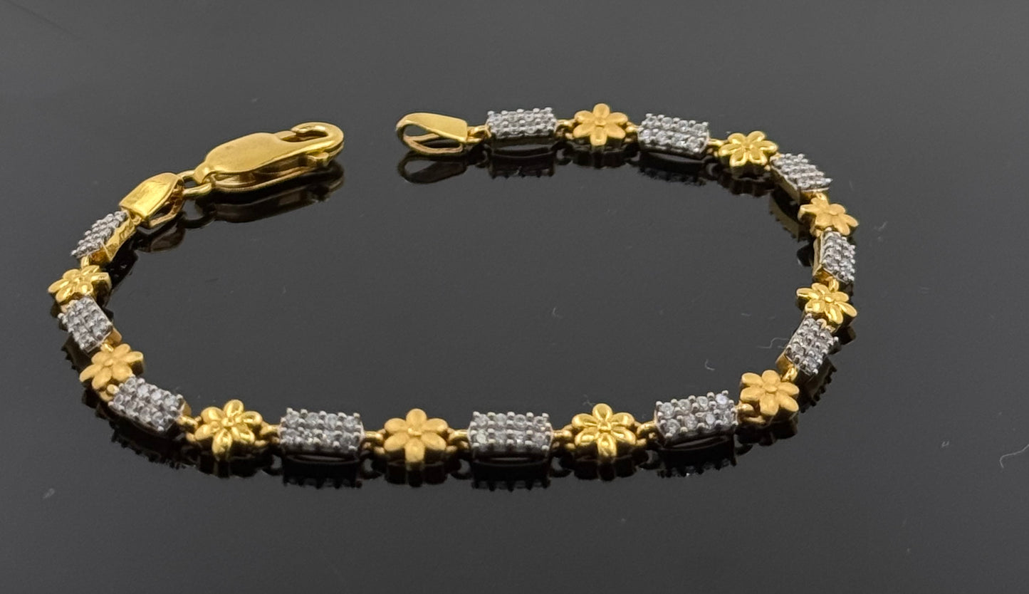 22k Solid Gold Ladies Simple Bracelet GB197