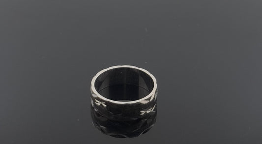 18k Solid Gold Ladies Simple Ring GR1045
