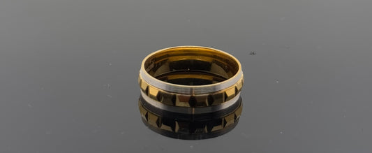 22k Solid Gold Ladies Simple Ring GR1142