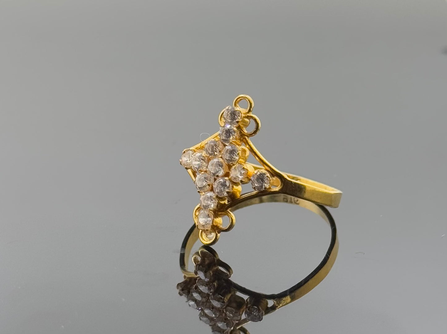 22k Solid Gold Ladies Simple Ring GR1498