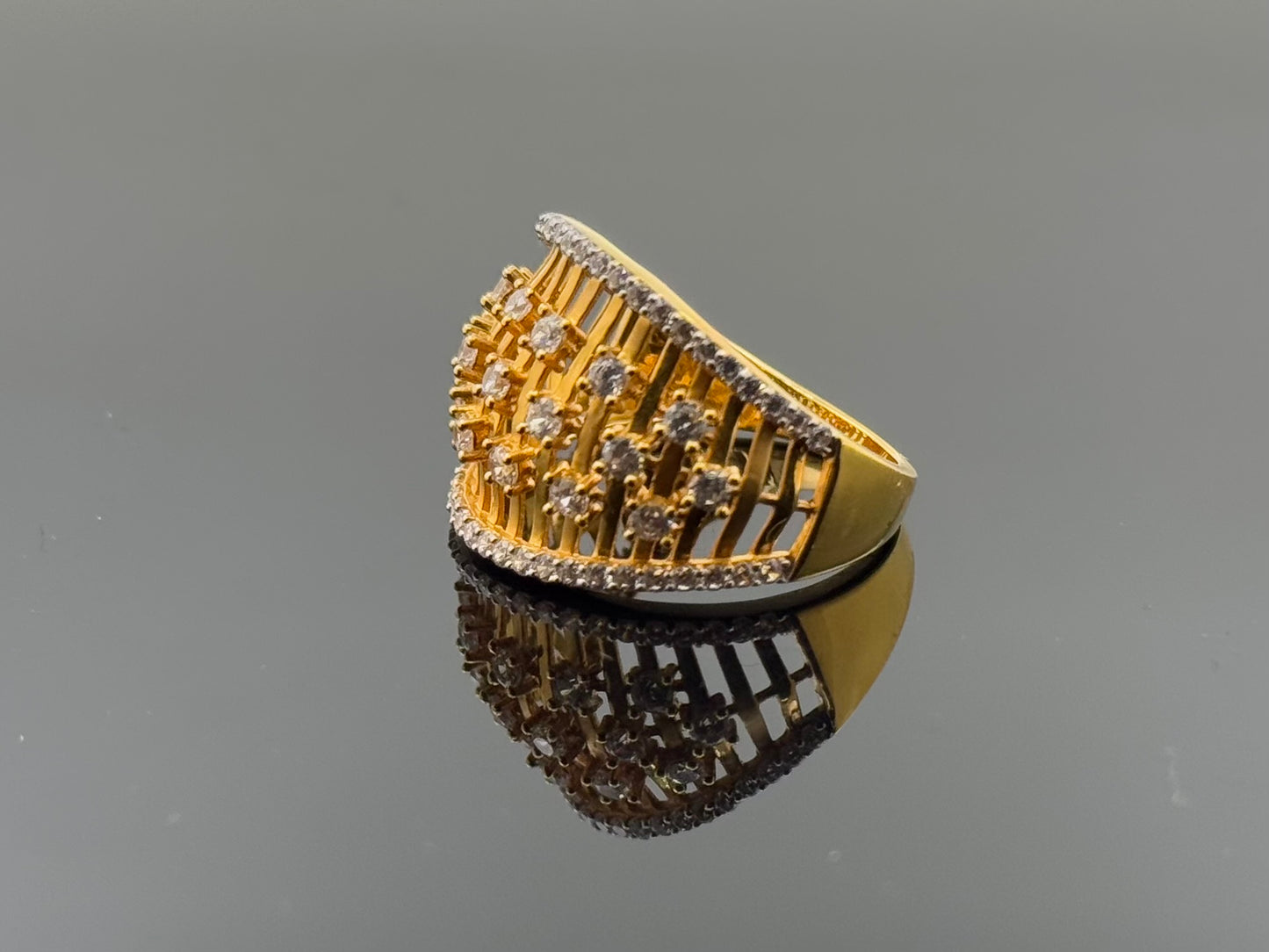 22k Solid Gold Ladies Simple Ring GR1565