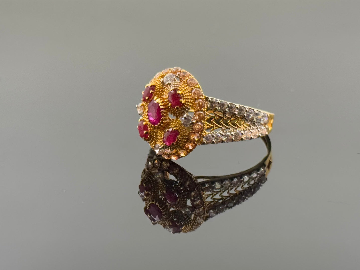 22k Solid Gold Ladies Simple Ring GR1607