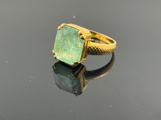 22k Solid Gold Ladies Simple Ring GR598
