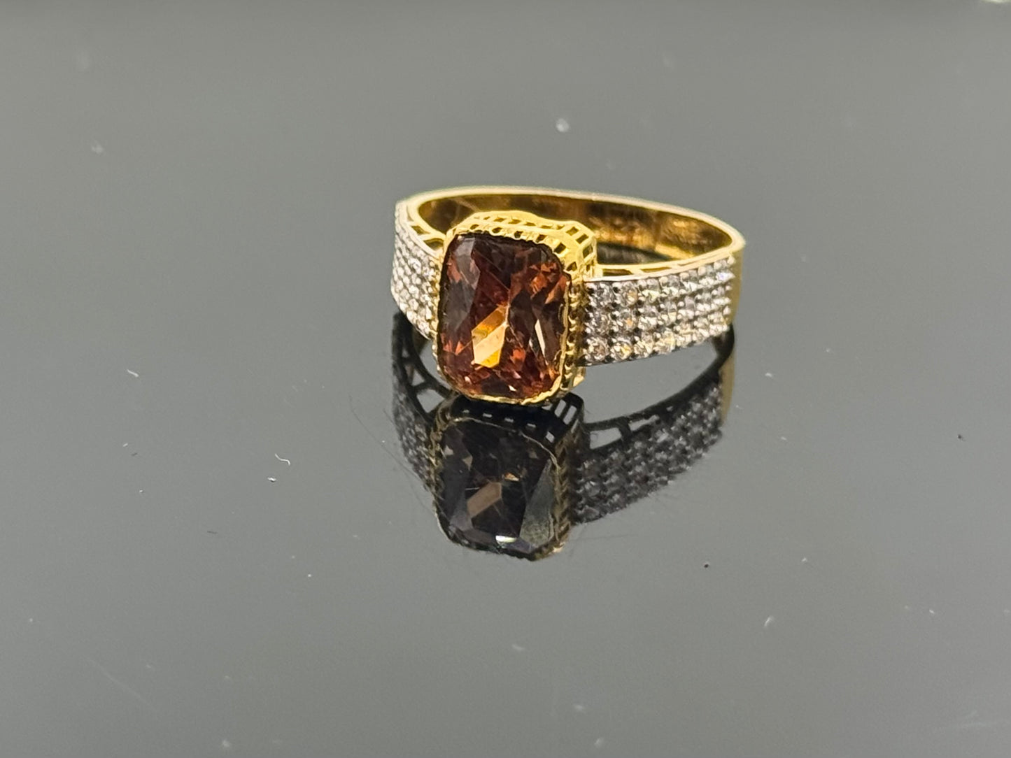 22k Solid Gold Ladies Simple Ring GR600