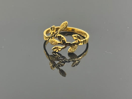 22k Solid Gold Ladies Simple Ring GR662