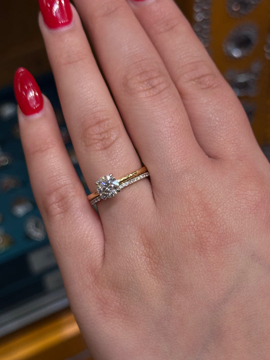 Elegant Cultured Diamond Ring LR26