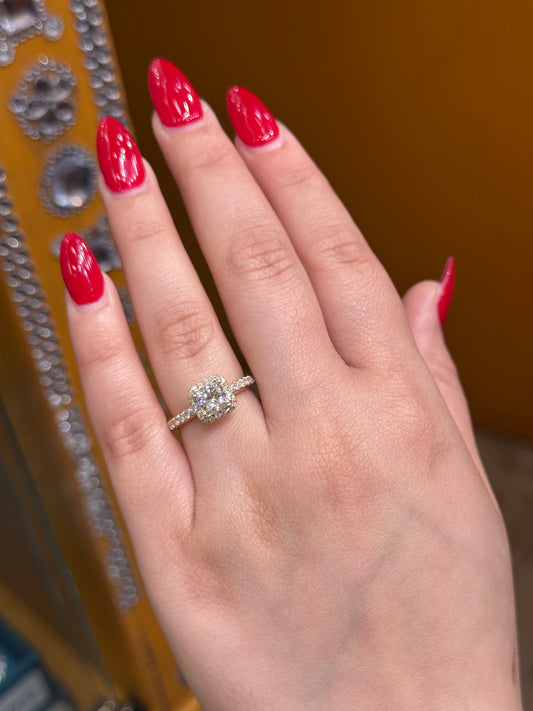 Elegant Cultured Diamond Ring DR14