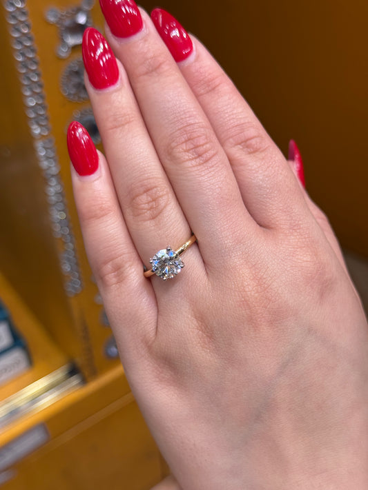 Elegant Cultured Diamond Ring LR19