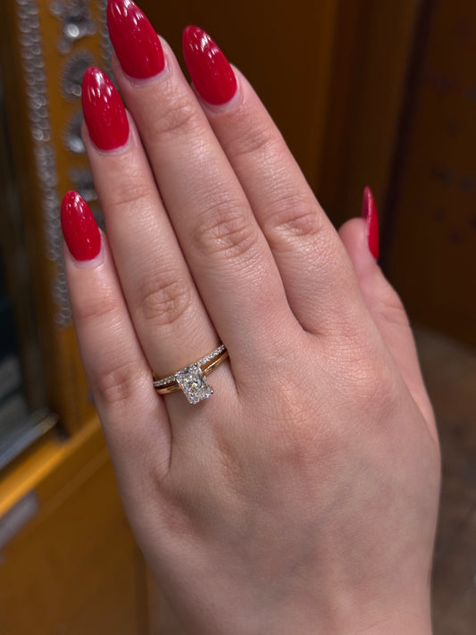 Elegant Cultured Diamond Ring LR10