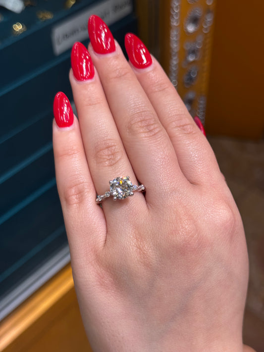 Elegant Cultured Diamond Ring LR27
