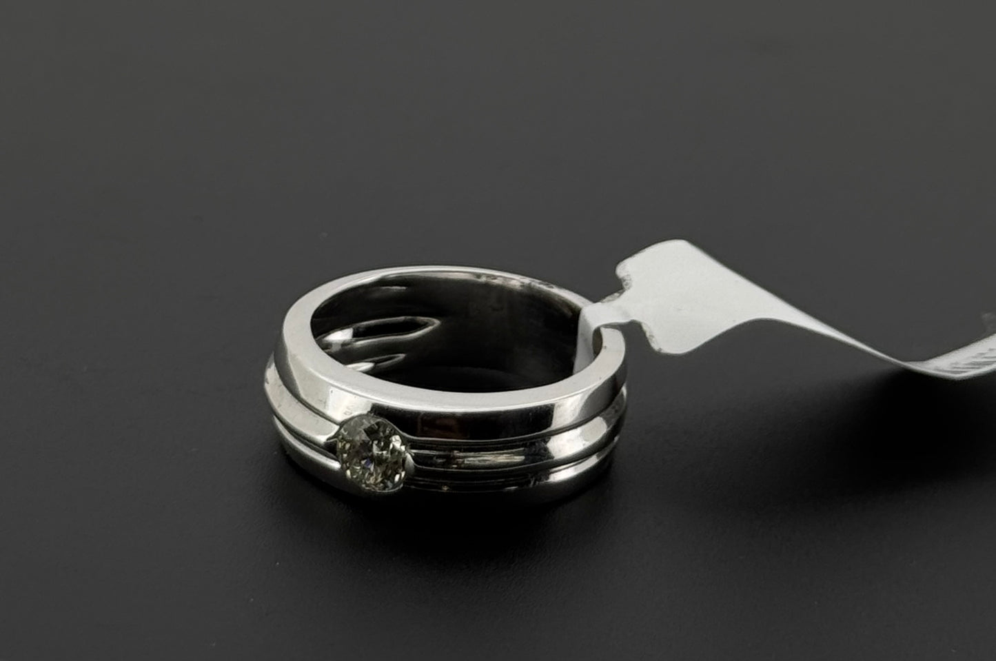 Natural Diamond Men Band DR375