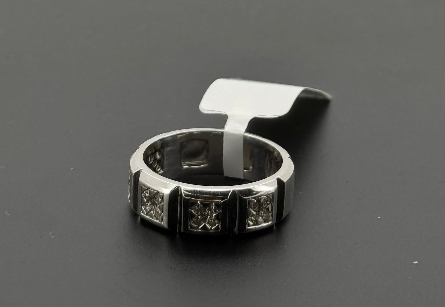 Natural Diamond Men Band DR324