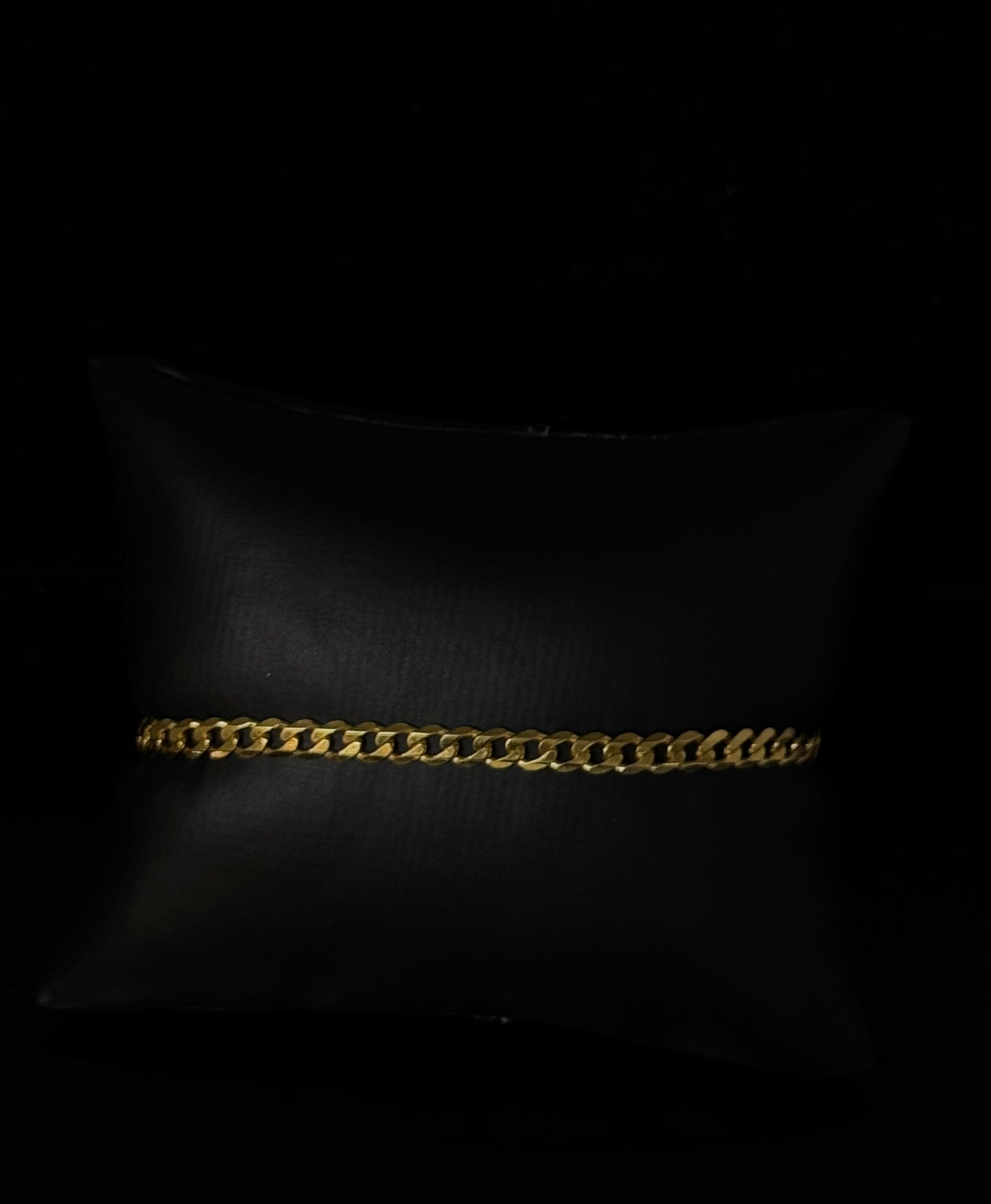 18K Elegant Men Bracelet MMB26