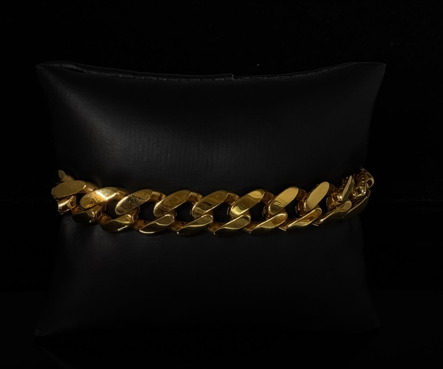 21K Elegant Men Curb Bracelet MMB51