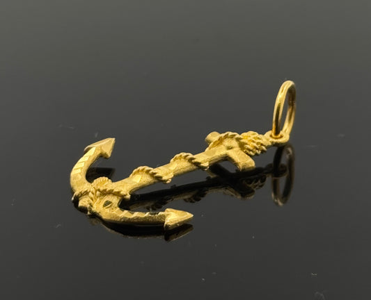 22K Solid Gold Fancy Pendants P107