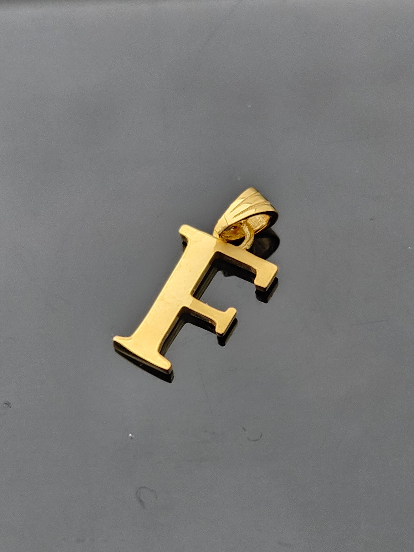 22K Solid Gold Letter Pendant P1401