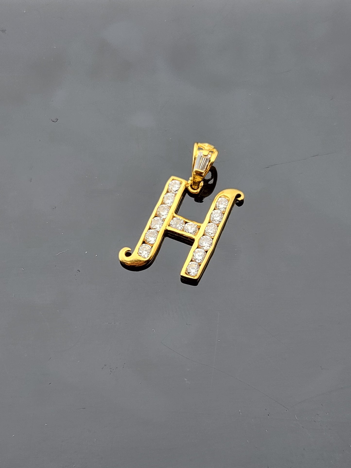 22K Solid Gold Letter Pendant P1748
