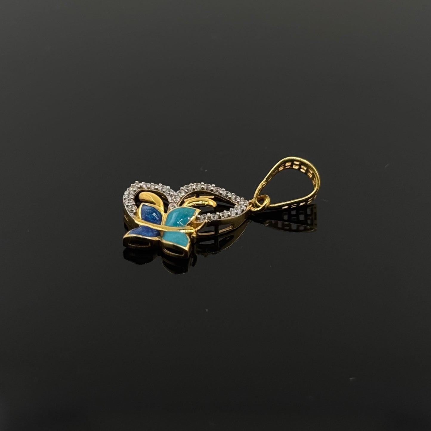 22K Solid Gold Fancy Pendants P374