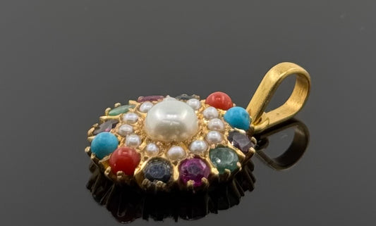 22K Solid Gold Fancy Pendants P523