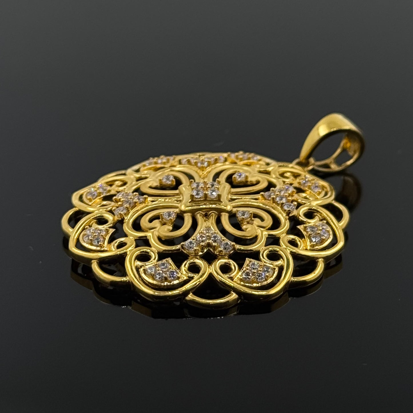 22K Solid Gold Fancy Pendants P601