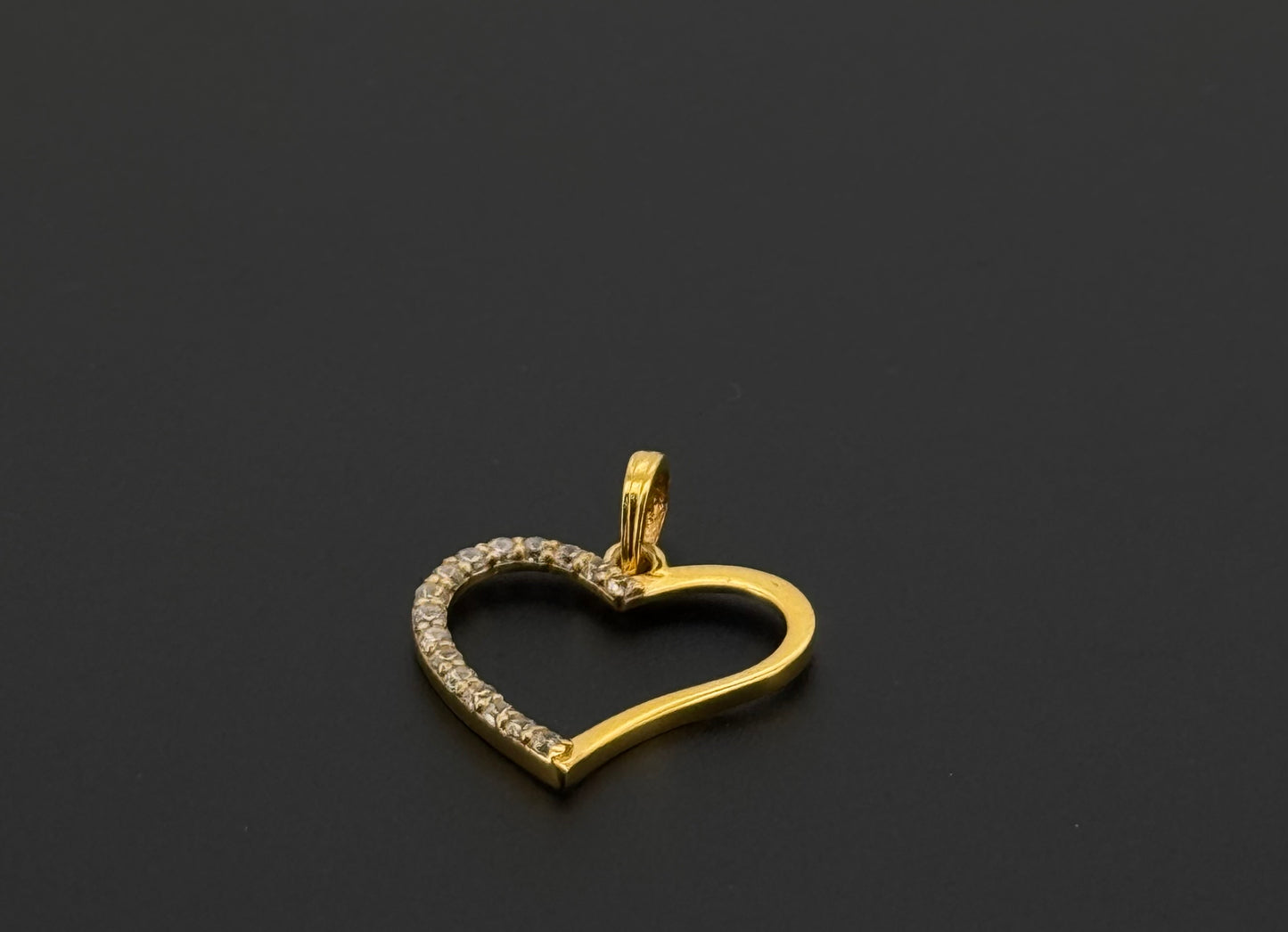 22K Solid Gold Fancy Pendants P777